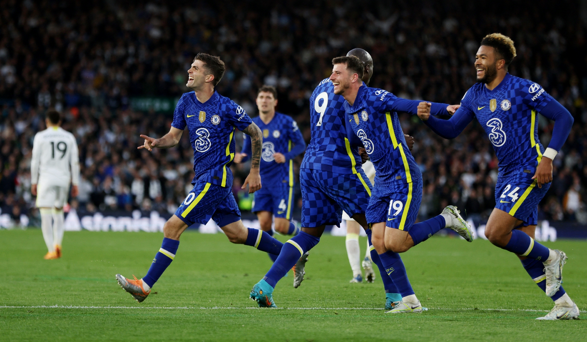 他在球场上 他在球场上