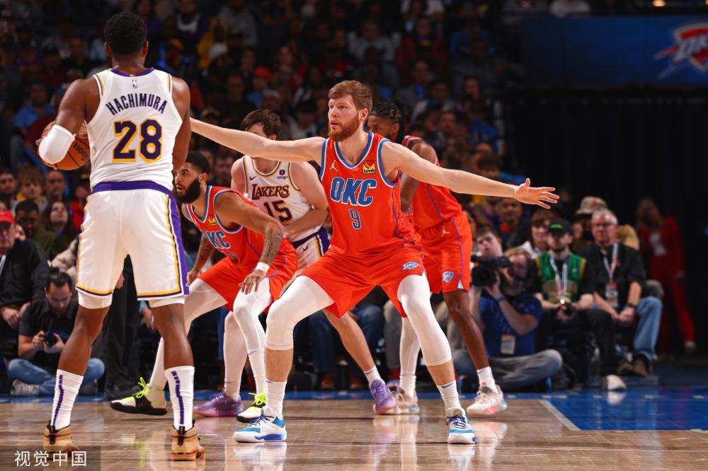 不仅取决于 不仅取决于